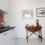 Apartment La Casa Del Maggiore, Tra Mare E Centro Palermo