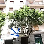 Apartment La Casa Del Maggiore, Tra Mare E Centro *