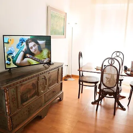 Appartamento La Casa Del Maggiore, Tra Mare E Centro