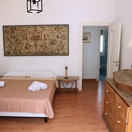 La Casa Del Maggiore, Tra Mare E Centro