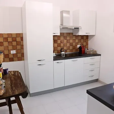 Appartamento La Casa Del Maggiore, Tra Mare E Centro *