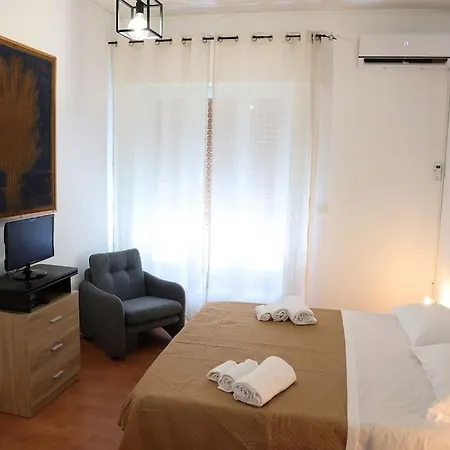 La Casa Del Maggiore, Tra Mare E Centro Appartement *